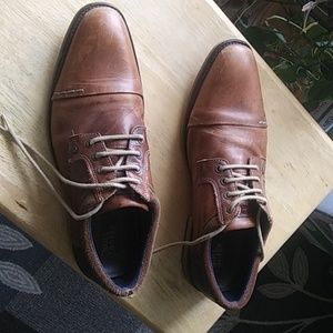 Bull Boxer brown cap toe shoes 44